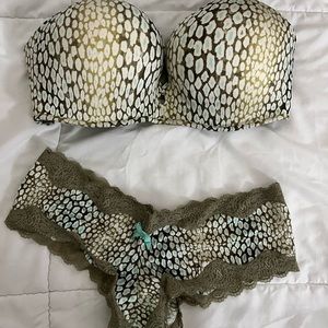 Victoria Secret Bombshell set